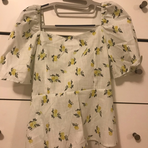 ASOS Floral wrap top blouse NWT - Picture 4 of 4